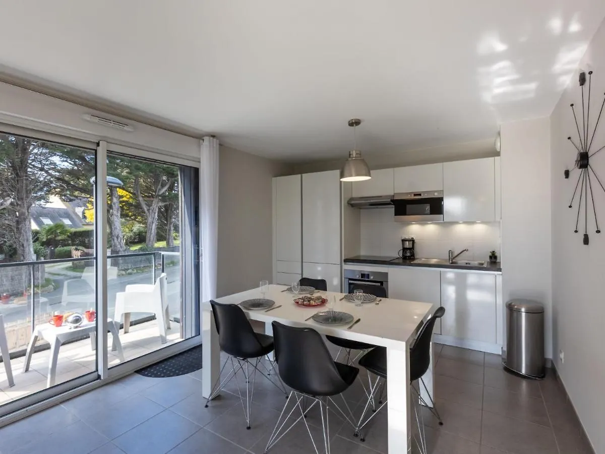Apartment Les Cypres By Interhome Saint-Malo