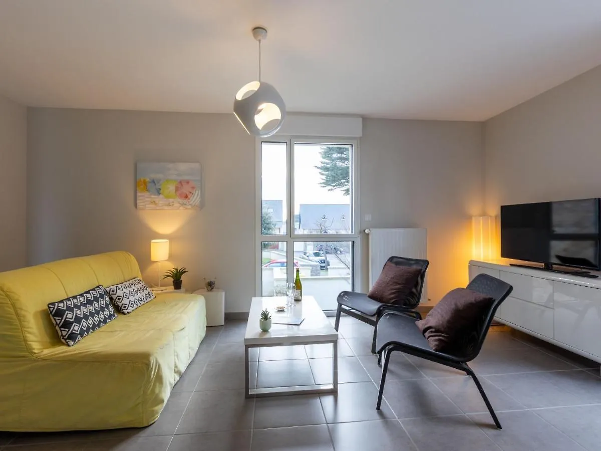 Apartment Les Cypres By Interhome Saint-Malo