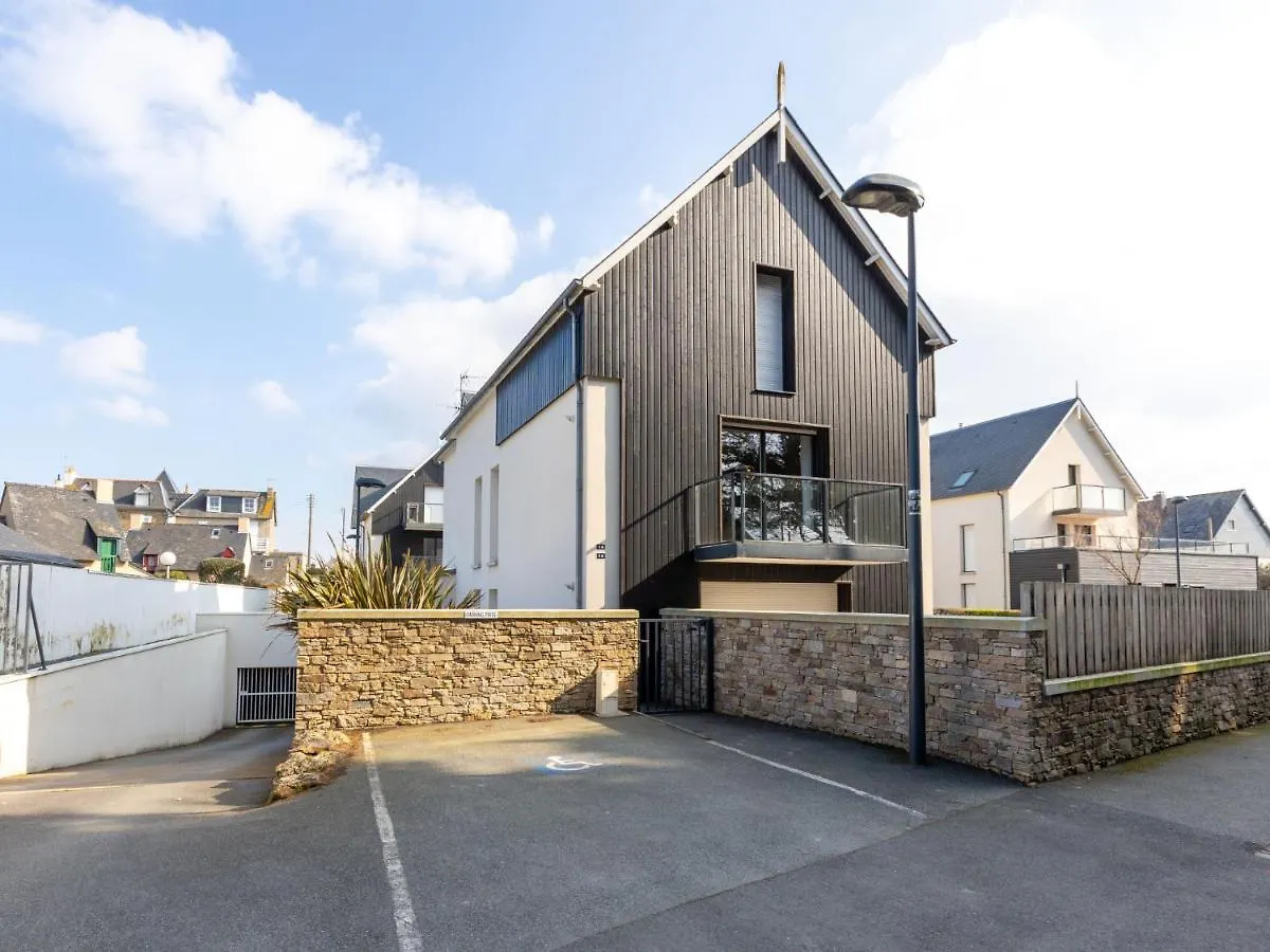 Apartment Les Cypres By Interhome Saint-Malo 0*,